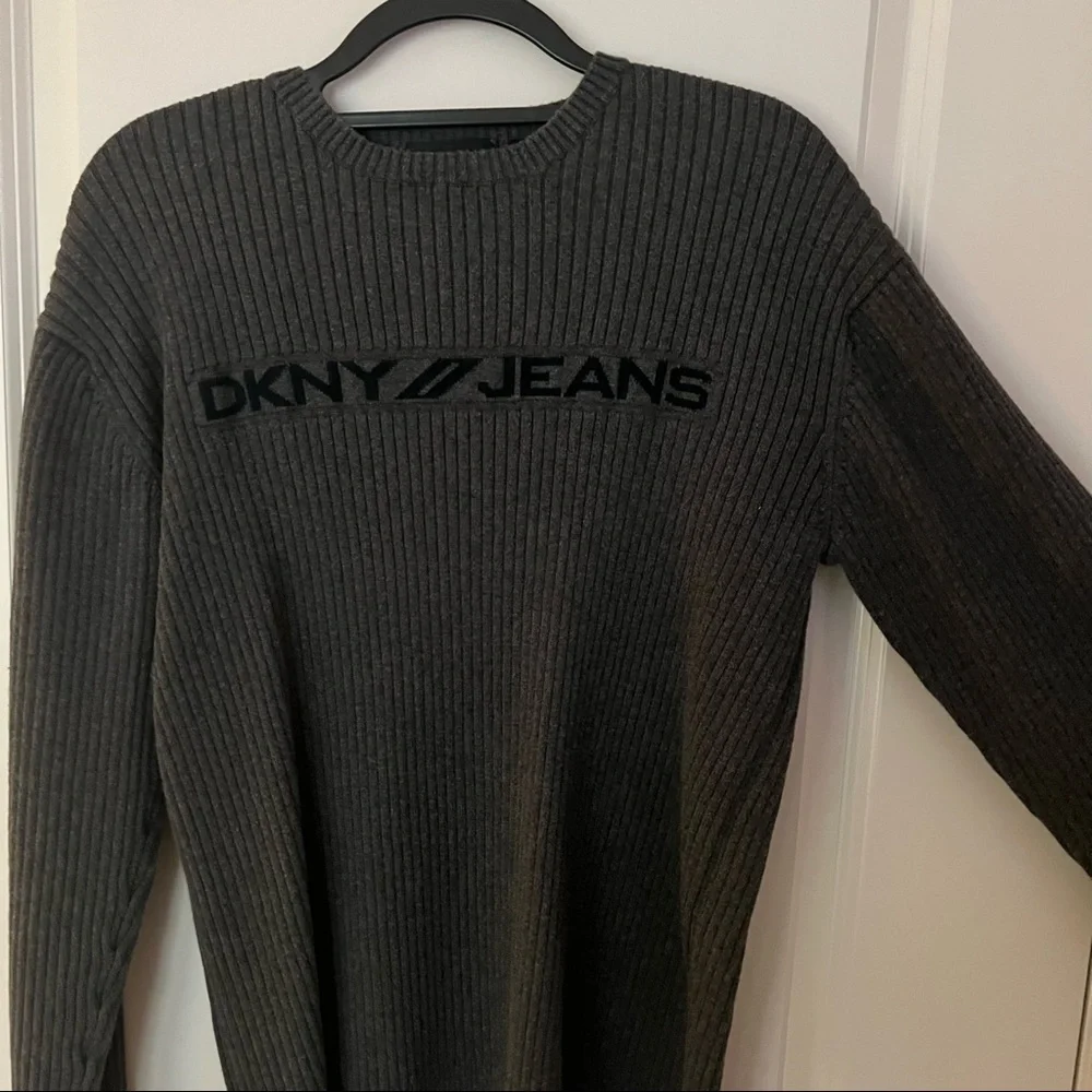 Vintage DKNY mens long sleeve ribbed Crewneck pullover sweater | size XL